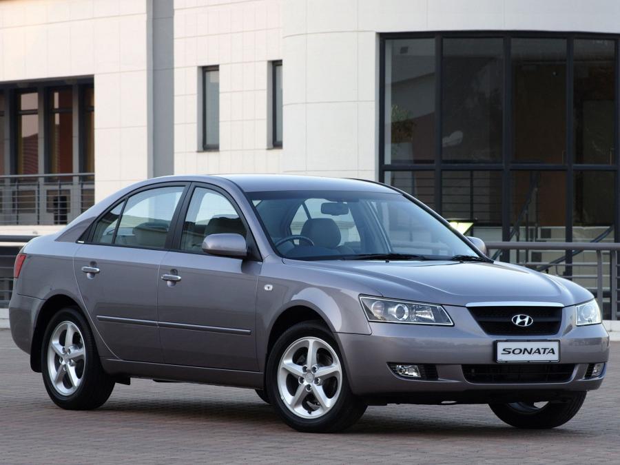  Hyundai Sonata 2005 года  (ZA) (фото 2 из 14)